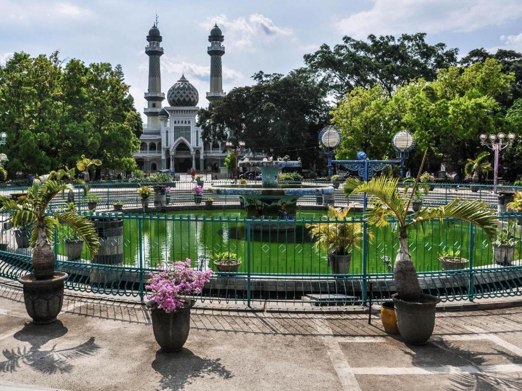 Gajahmada Graha Hotel Malang Kültér fotó