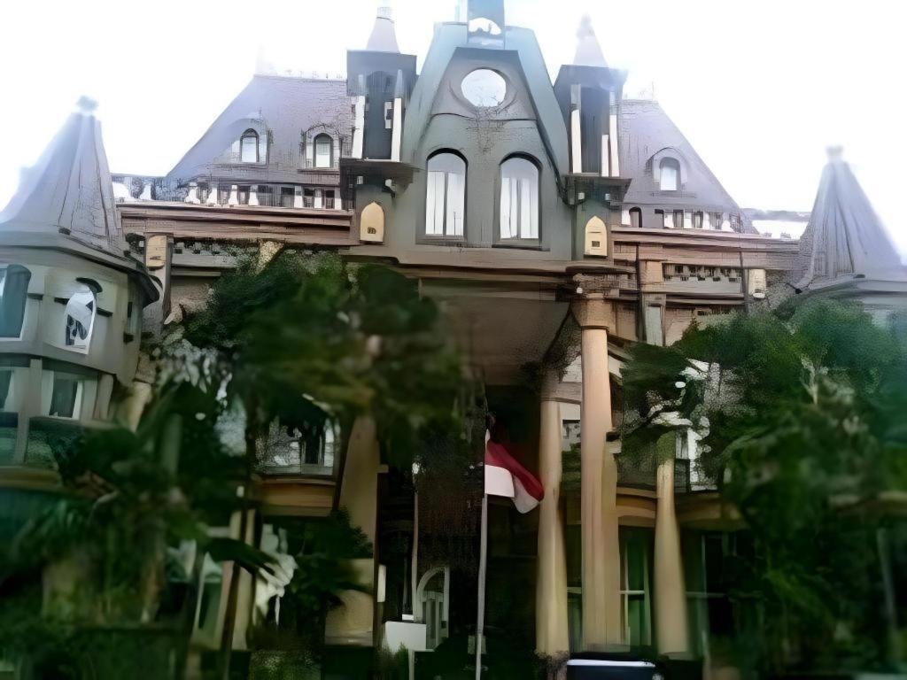 Gajahmada Graha Hotel Malang Kültér fotó