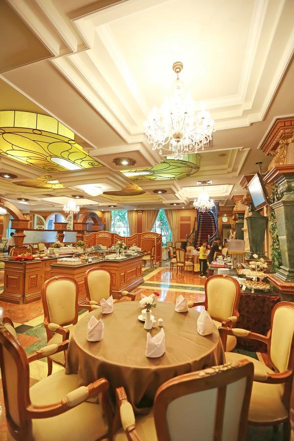 Gajahmada Graha Hotel Malang Kültér fotó